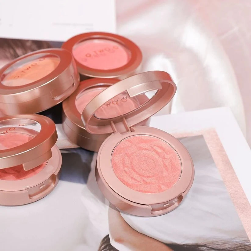 O.TWO.O Pan Blush On