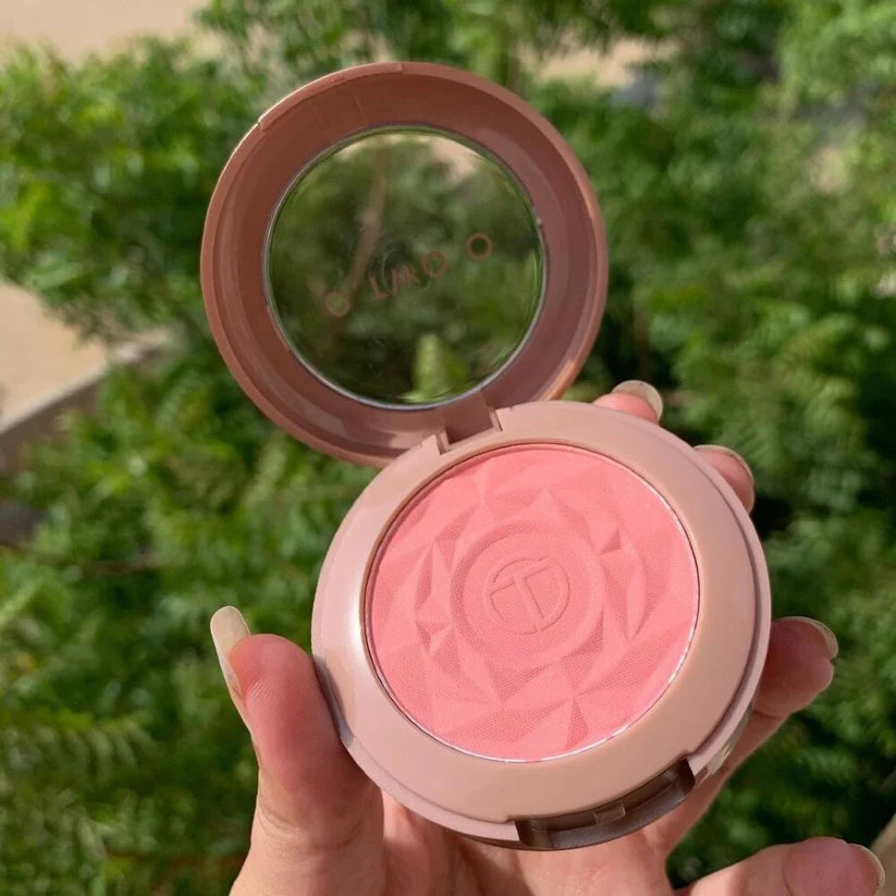 O.TWO.O Pan Blush On