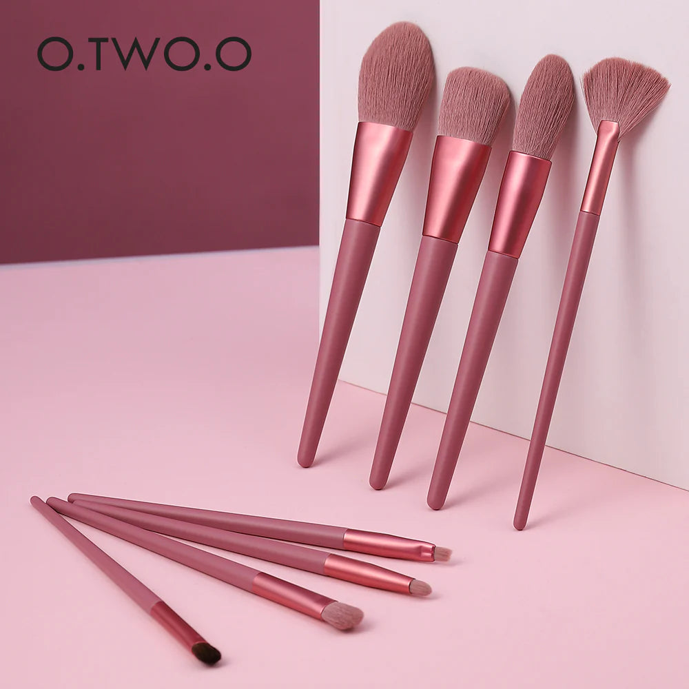 O.TWO.O 8pcs Makeup Brush Set