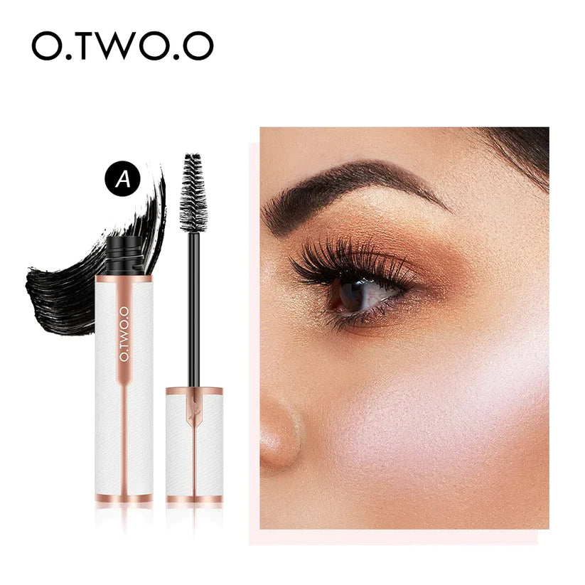 O.TWO.O Gold Silk Satin Mascara