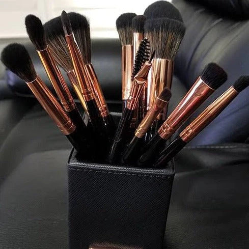 BLACK BH Signature Brushes Set 12 Piece