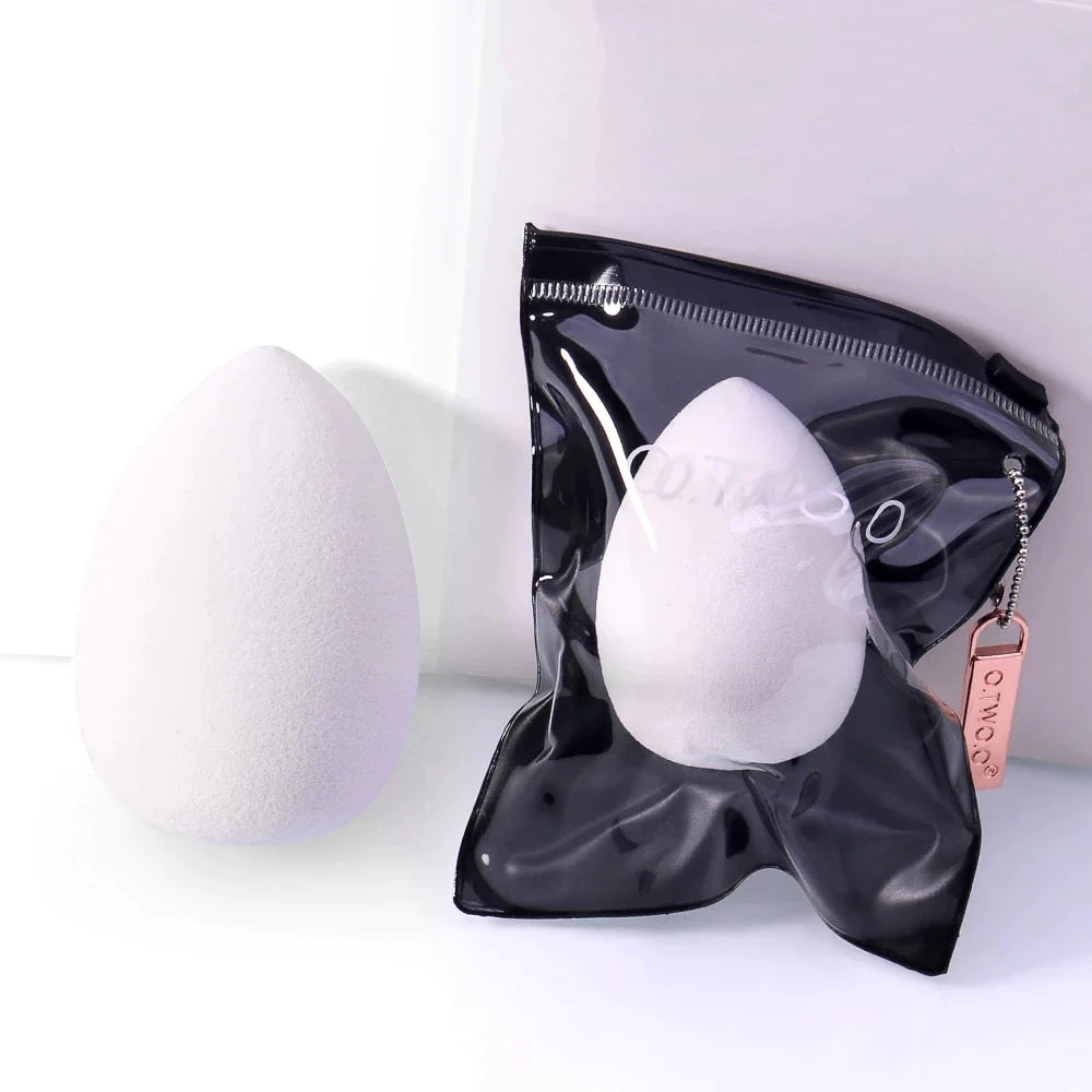 O.TWO.O Soft & Smooth Single Beauty Blender White