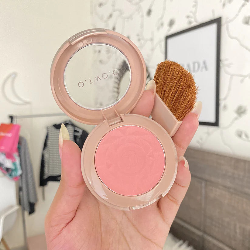 O.TWO.O Pan Blush On