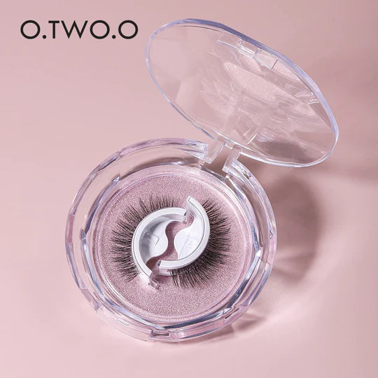 O.TWO.O Self Adhesive Eyelashes